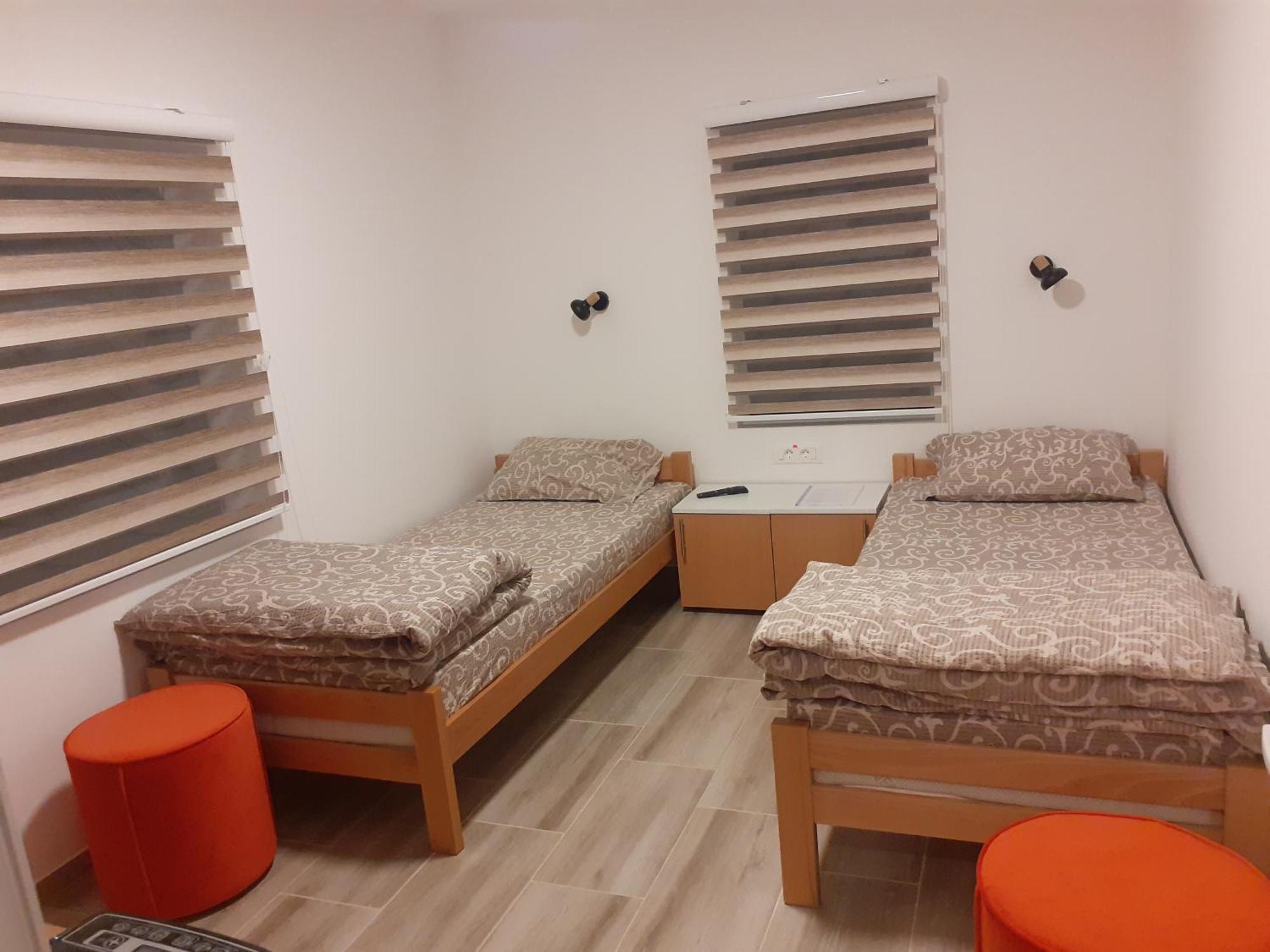 Bed and Breakfast Std Cvetkovic Crni Vrh Exterior foto