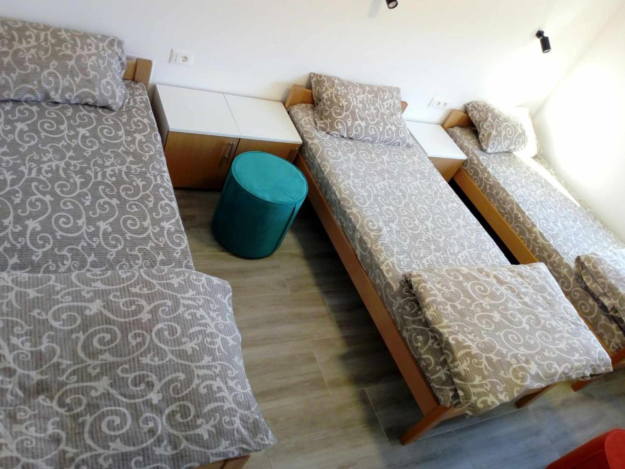 Bed and Breakfast Std Cvetkovic Crni Vrh Exterior foto
